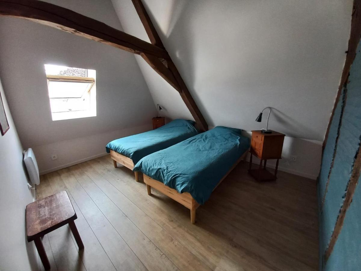 Le Gite Des Geants Le Quesnoy  Luaran gambar